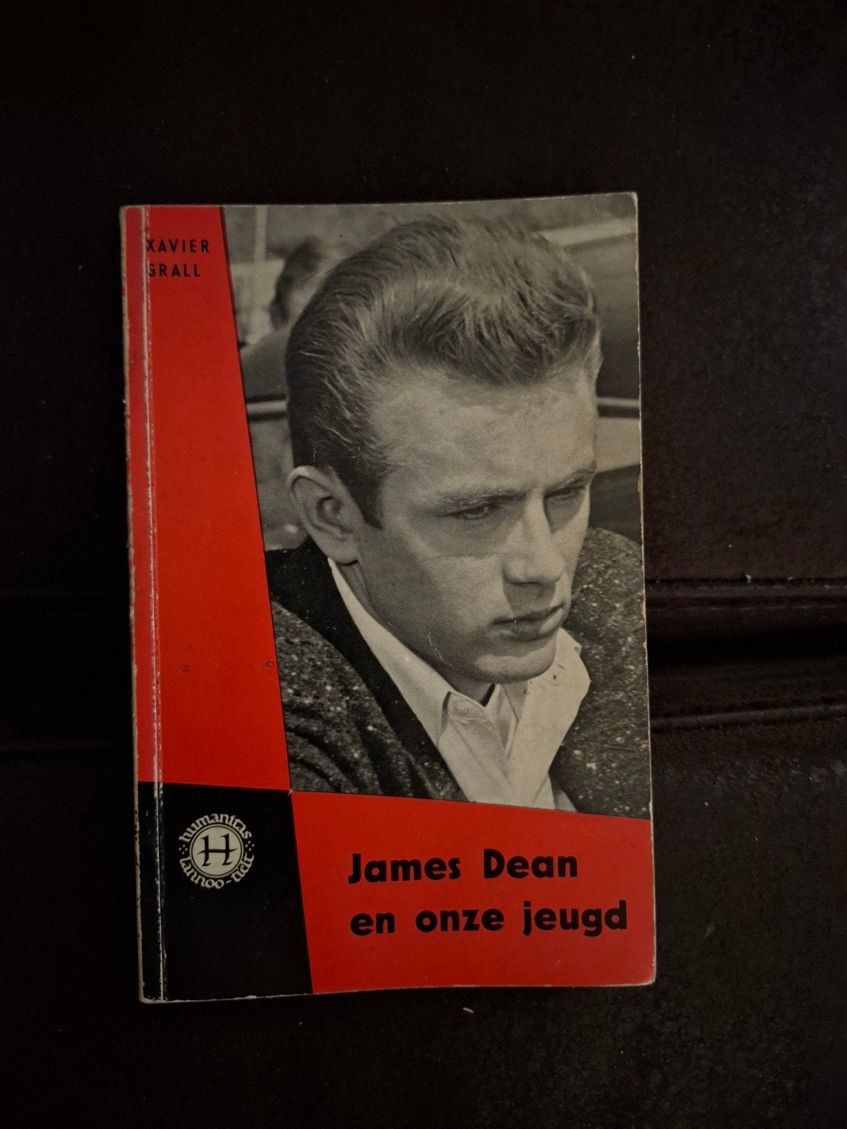 James Dean en onze jeugd - Xavier Grall (1960), Ophalen of Verzenden, Gelezen, Xavier Grall, Film, Tv en Media