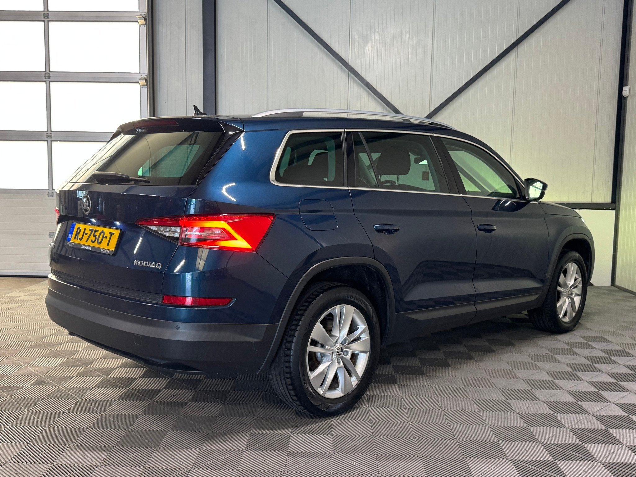 Skoda Kodiaq 1.4 TSI DSG ACT | Ambition Business | Navi | Ca, Auto's, Gebruikt, Euro 6, 4 cilinders, Blauw
