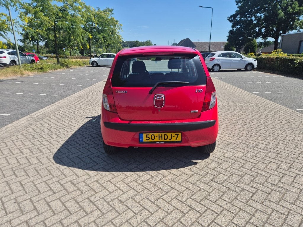 Foto 8 van Hyundai i10 1.25 I 5DR 2008 Rood