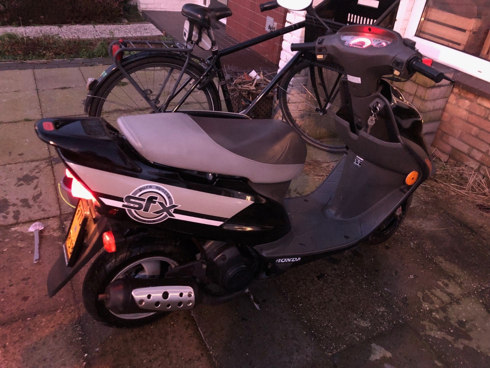 Honda sfx brommer, Fietsen en Brommers, Ophalen, Gebruikt, Overige modellen, Maximaal 45 km/u