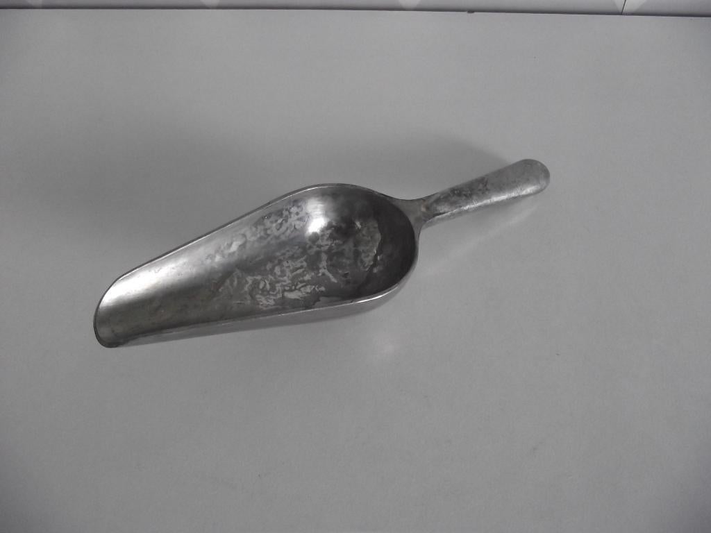 aluminium opscheplepel grutters schep 19 cm Thailand 1960, Ophalen of Verzenden, Metaal, Grijs, Overige merken