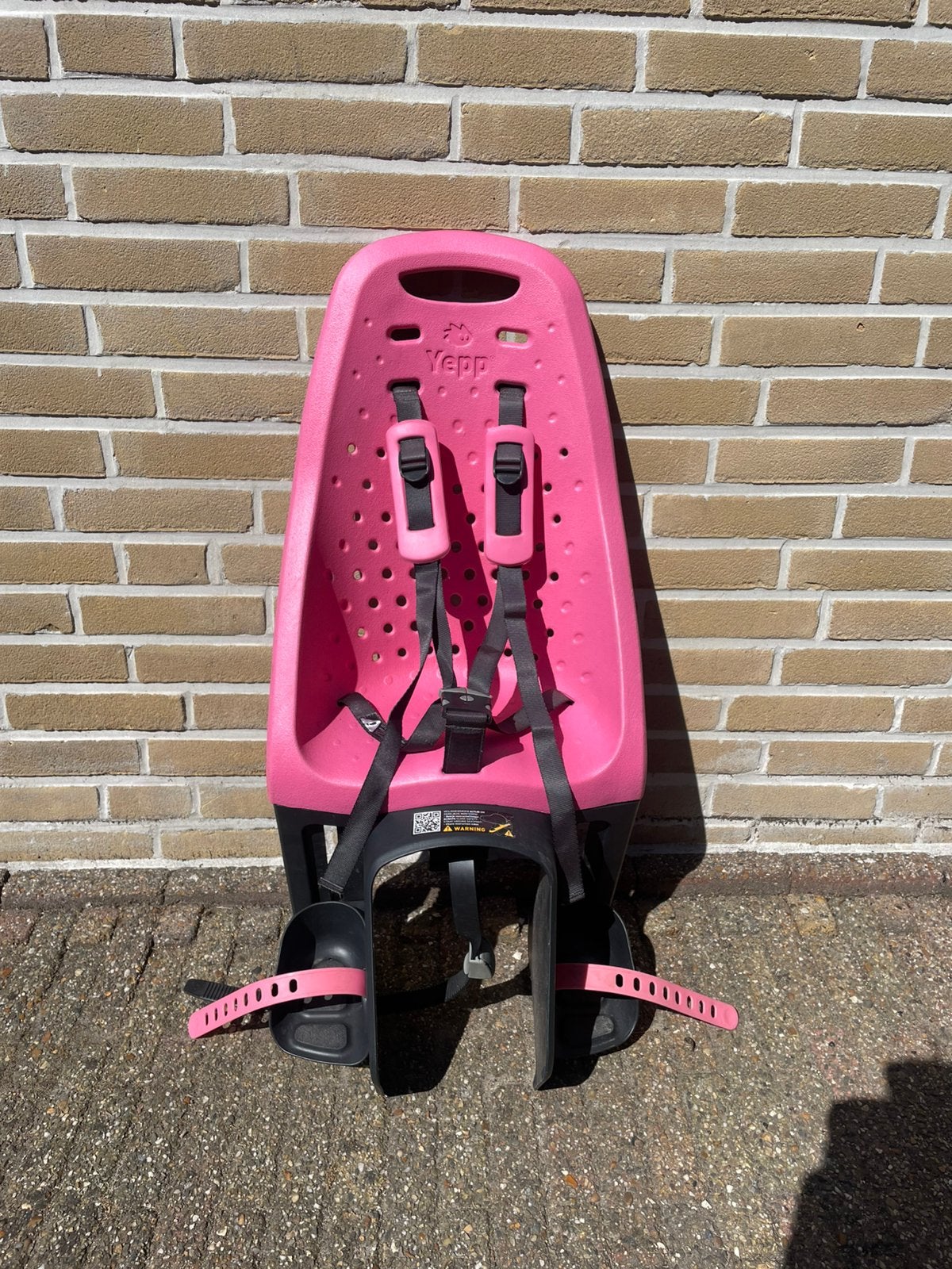 Yepp Maxi Easyfit achterzitje – roze, Fietsen en Brommers, Fietsaccessoires | Fietsstoeltjes, Ophalen, Zo goed als nieuw