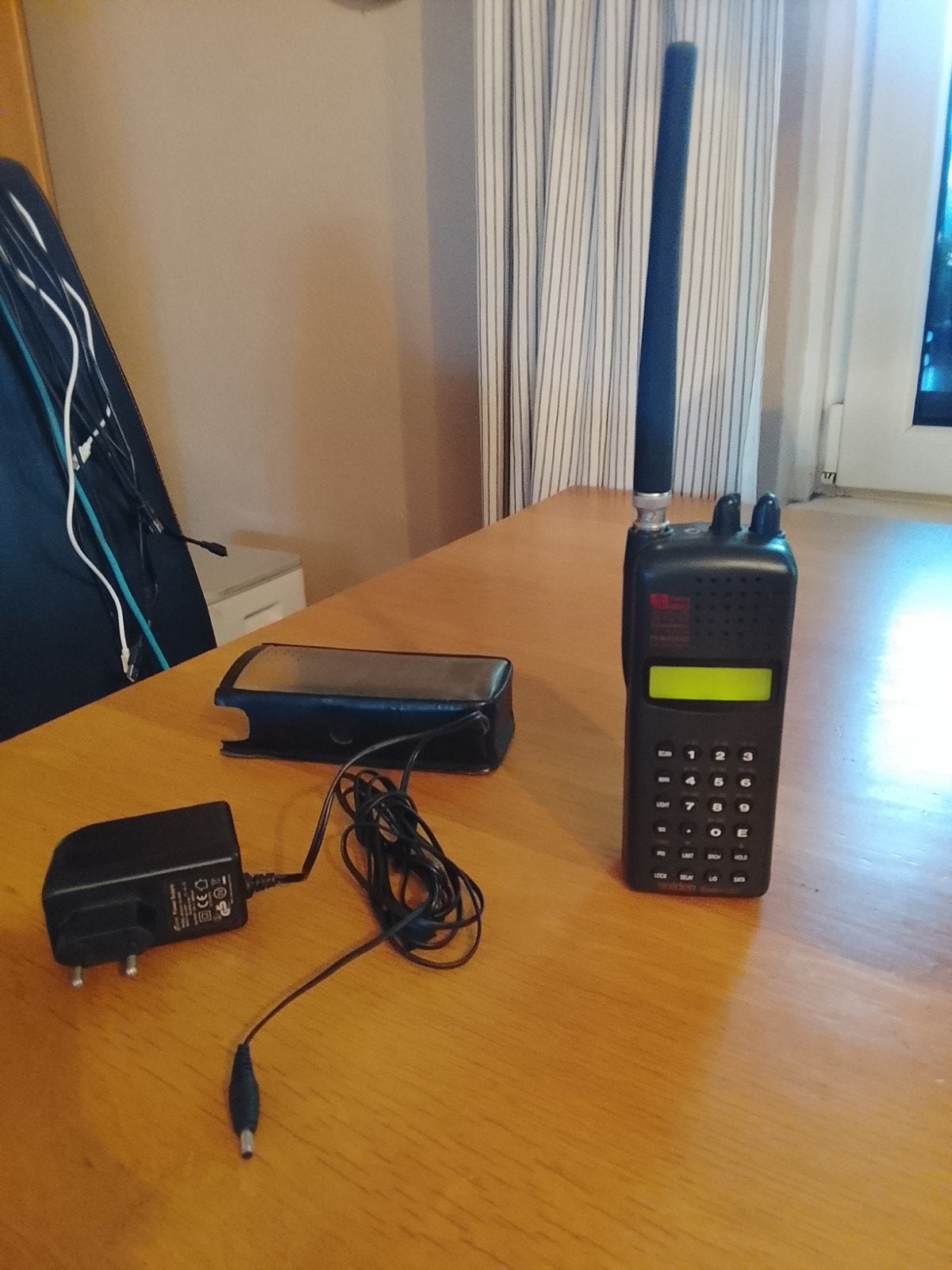 Scanner 200 kanalen., Ophalen of Verzenden, Gebruikt, 30 tot 200 kanalen