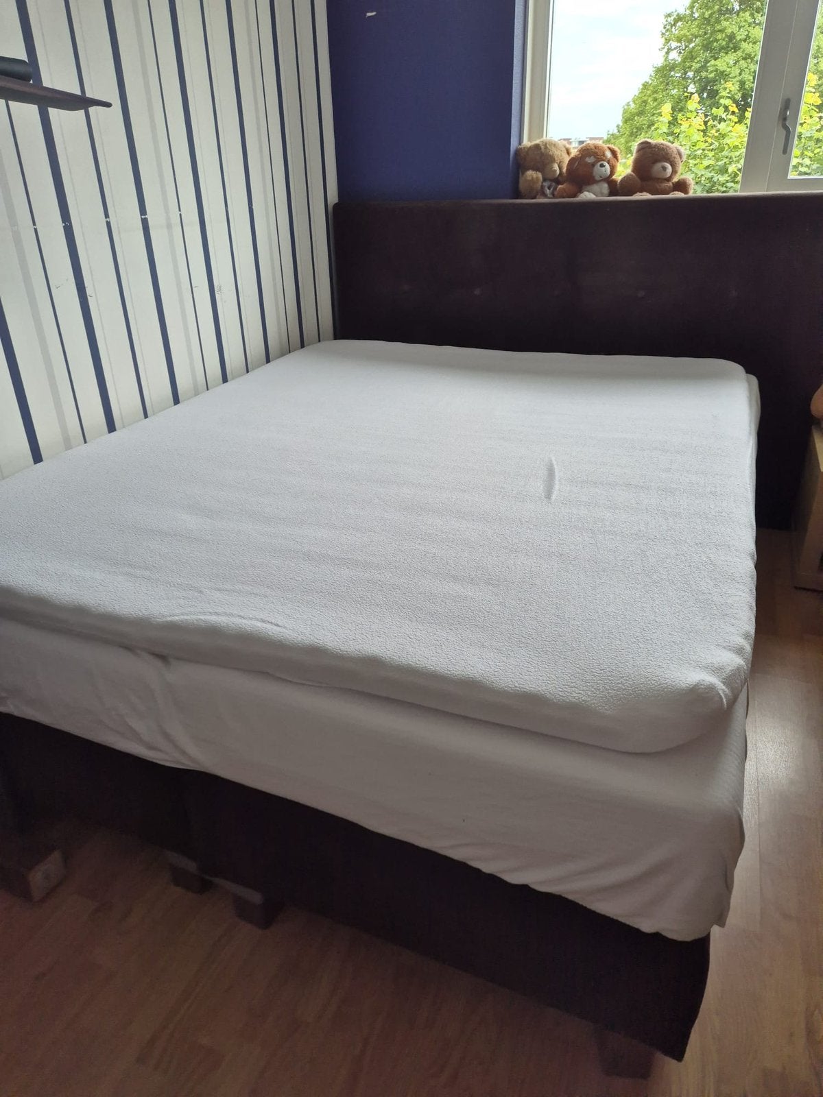 Twee persoons bed., Huis en Inrichting, Slaapkamer | Boxsprings, Ophalen, Zo goed als nieuw, Tweepersoons