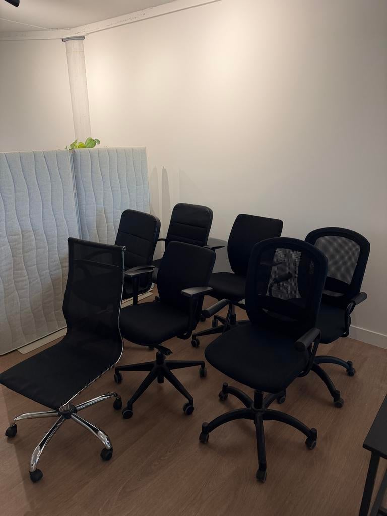 Diverse bureau stoelen IKEA, Ophalen of Verzenden, Zo goed als nieuw, Zwart, Bureaustoel
