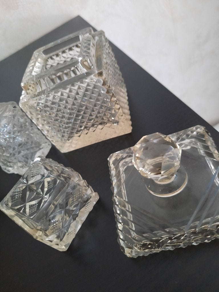 Kristalglas parfum set flesjes met stolpjes, Ophalen of Verzenden, Nieuw
