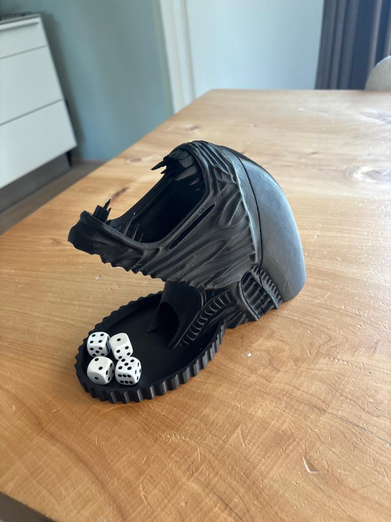 Alien Xenomorph dobbelsteenhouder/ dicetower, Ophalen of Verzenden, Zo goed als nieuw