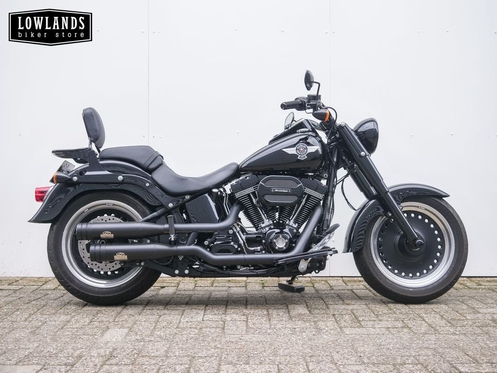 HARLEY-DAVIDSON FAT BOY S FLSTFBS JEKILL HYDE (bj 2016), Motoren, 2 cilinders, HARLEY-DAVIDSON, Bedrijf, Onbekend