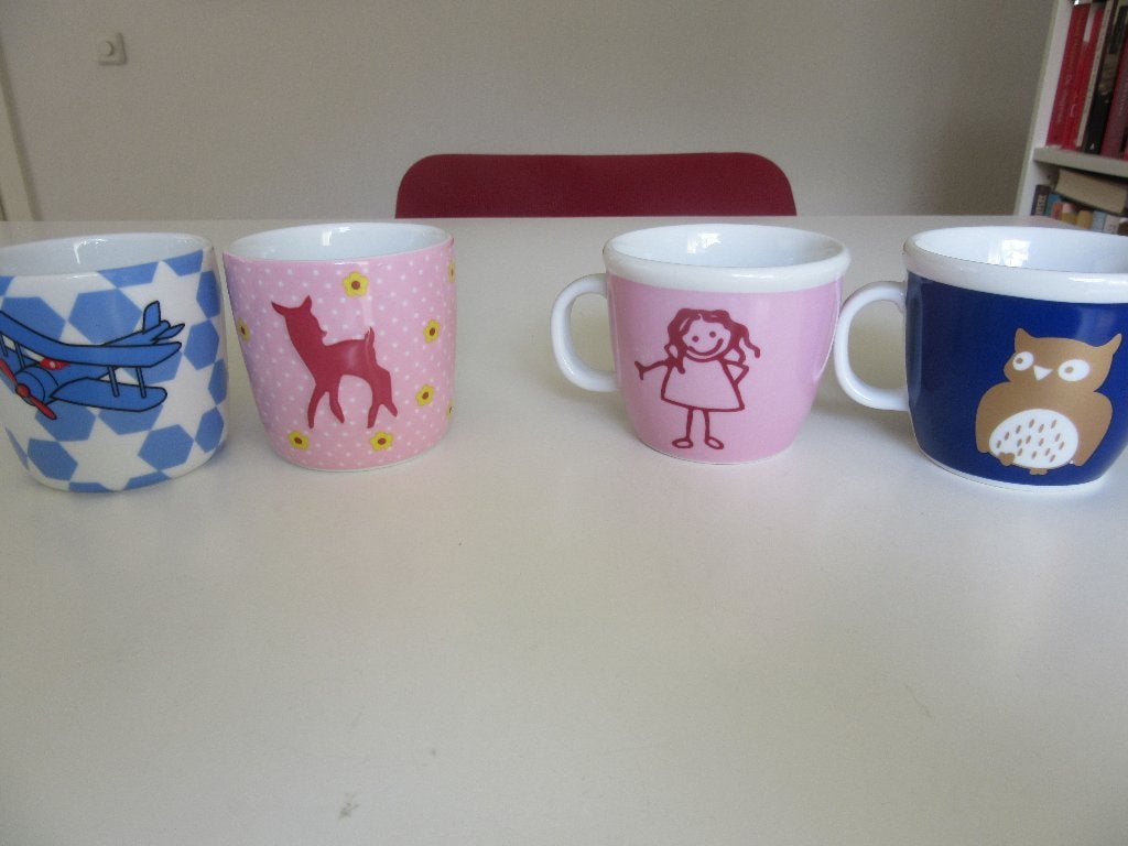D.E. DE Douwe Egberts royal raja 3D mok & Bodum kinder beker, Overige materialen, Overige merken, Ophalen of Verzenden, Zo goed als nieuw