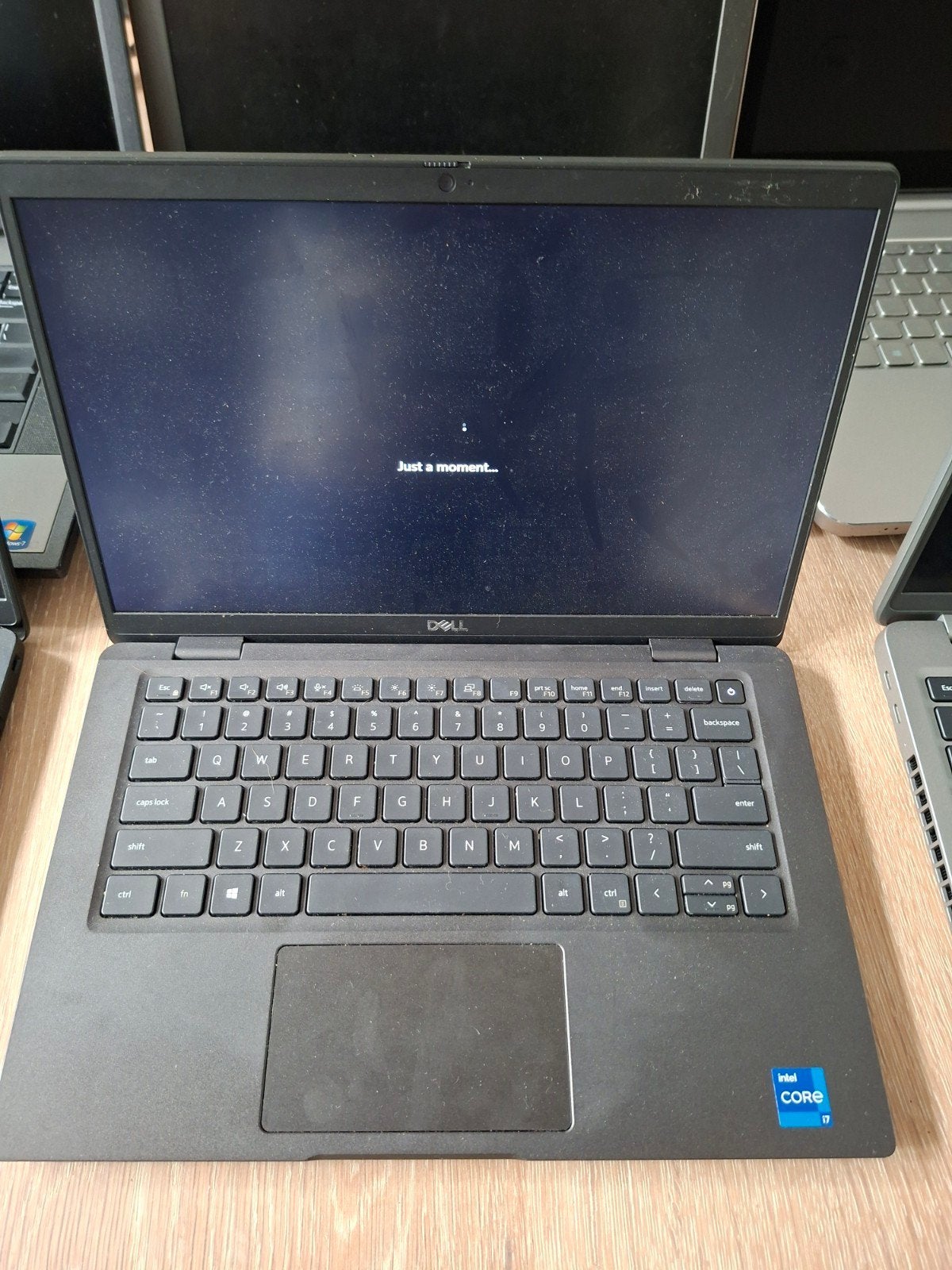 Diverse Dell Laptops 4 stuks met 2 opladers, Ophalen, Gebruikt, 2 tot 3 Ghz, 15 inch