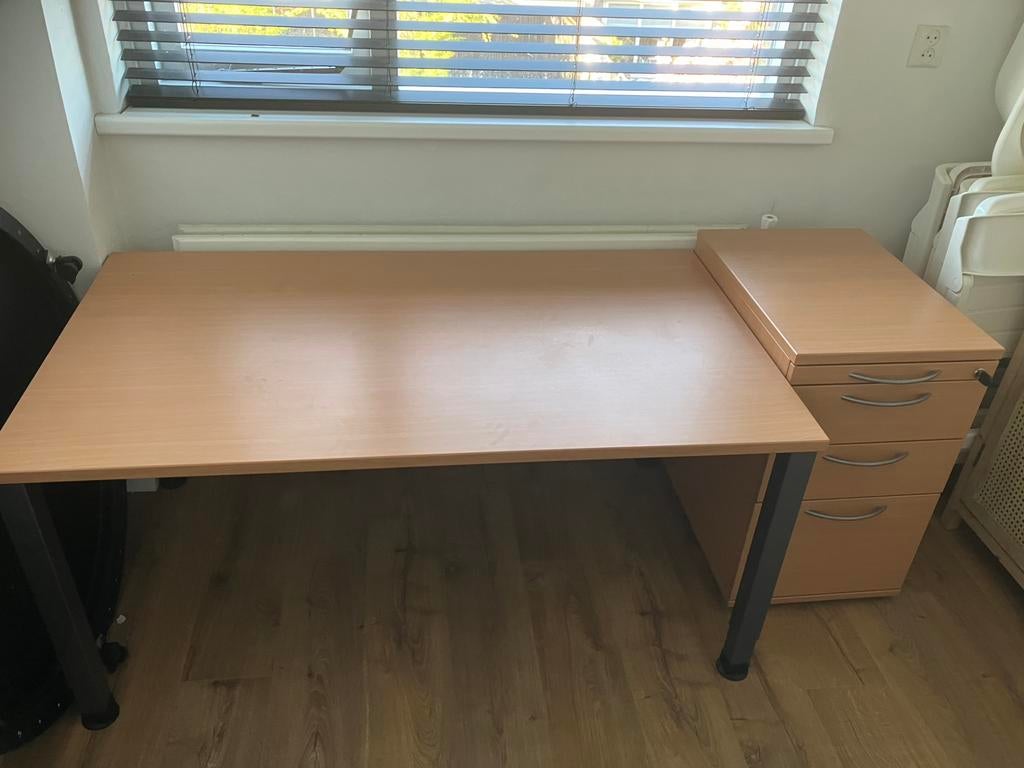 Bureau + lade, Huis en Inrichting, Bureaus, Zo goed als nieuw, In hoogte verstelbaar, Ophalen