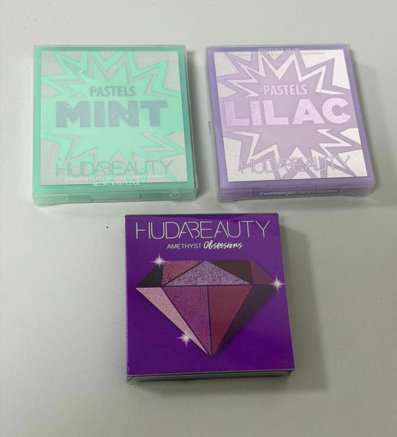 Huda Beauty Oogschaduw Set Amethyst + Pastels Mint + Lilac, P, Ogen, P, P