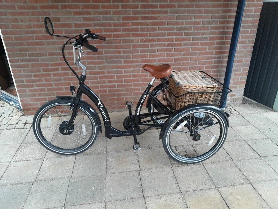 TROY volwassen electrische driewielfiets, lage instap., Fietsen en Brommers, Fietsen | Driewielfietsen, Ophalen, Zo goed als nieuw