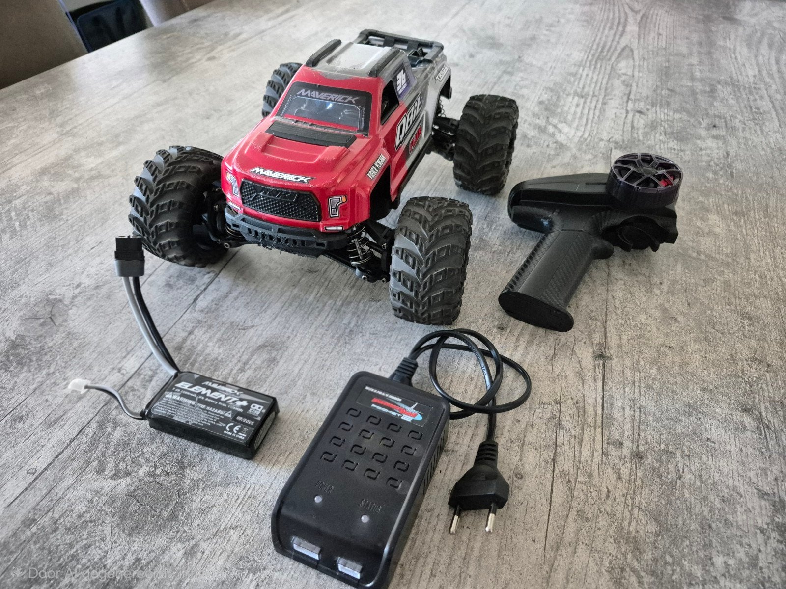 Maverick Qbit Flux / Udirc UD1610 Pro RC auto in schaal 1/16, Elektro, Auto offroad, Ophalen of Verzenden, Zo goed als nieuw
