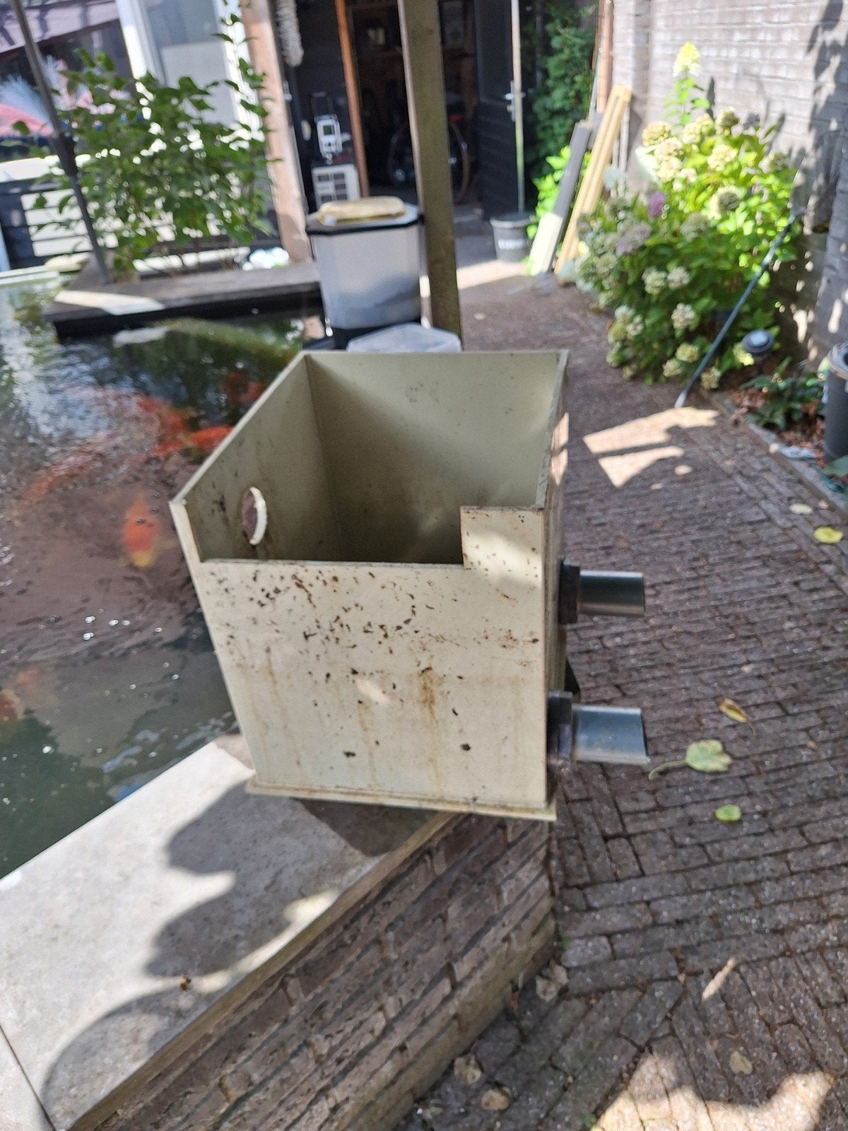 opvang bak voor trickel, Ophalen, Gebruikt, Vijverfilter
