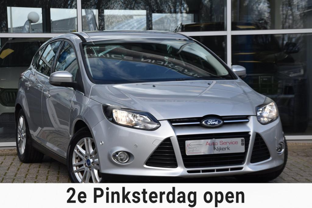 Ford Focus 1.0 EcoBoost Lease Titanium Airco Navi. Pdc Trekh, Euro 5, Gebruikt, Zwart, 635 kg