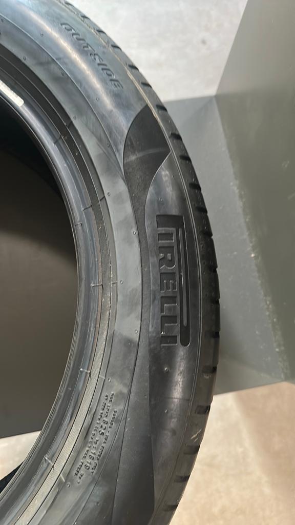 Autobanden pirelli scorpion 235/55/R19, Ophalen of Verzenden, Zo goed als nieuw