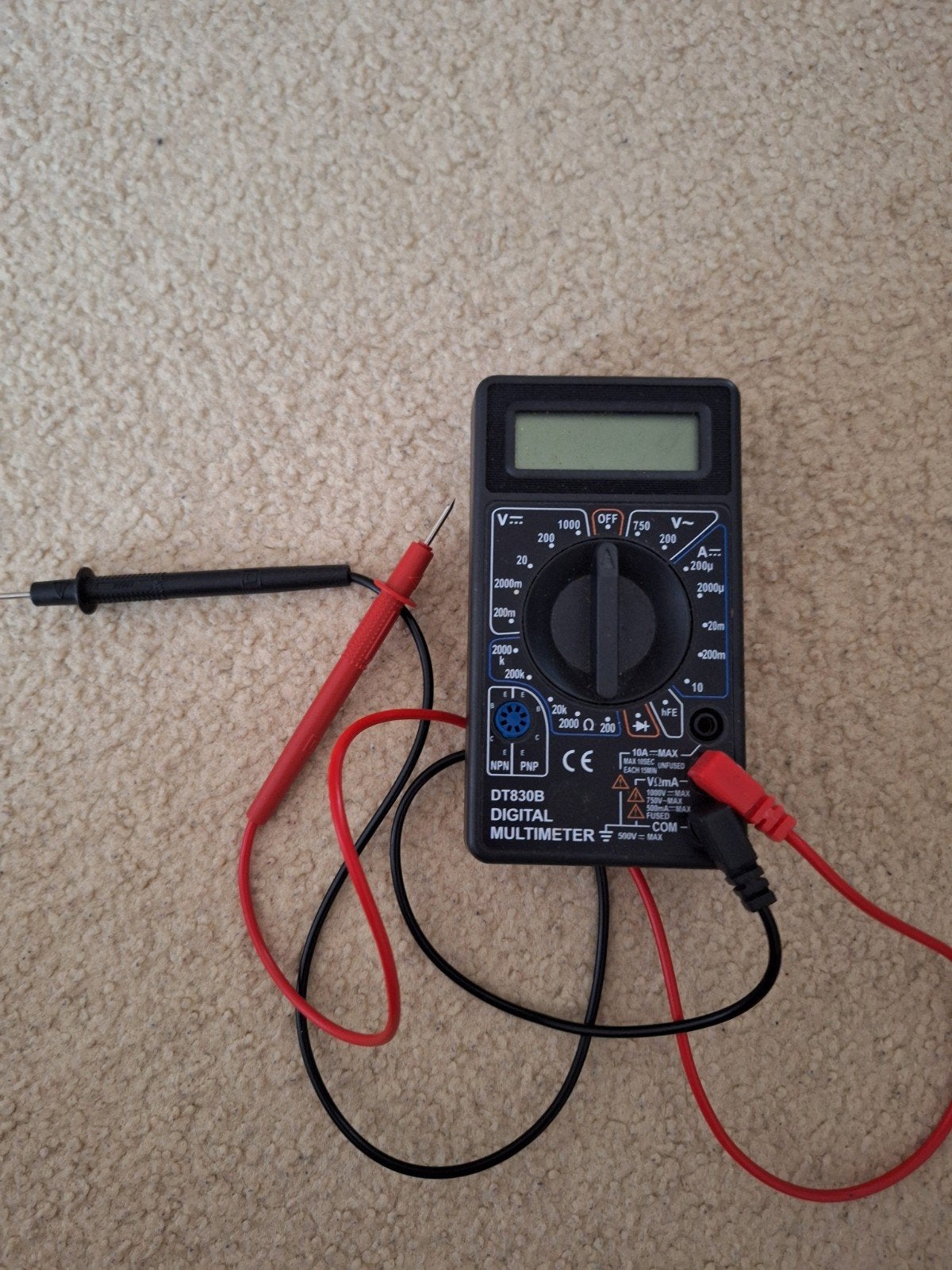 DT830B Digitale Multimeter - Zo goed als nieuw, Doe-het-zelf en Verbouw, Ophalen of Verzenden