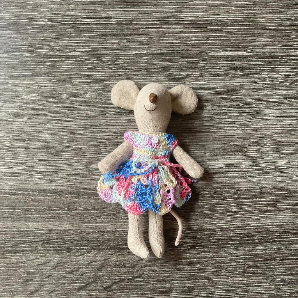 Leuk gehaakt jurkje van katoen voor Maileg muis van 12/13 cm, Verzenden, Nieuw, Kleertjes