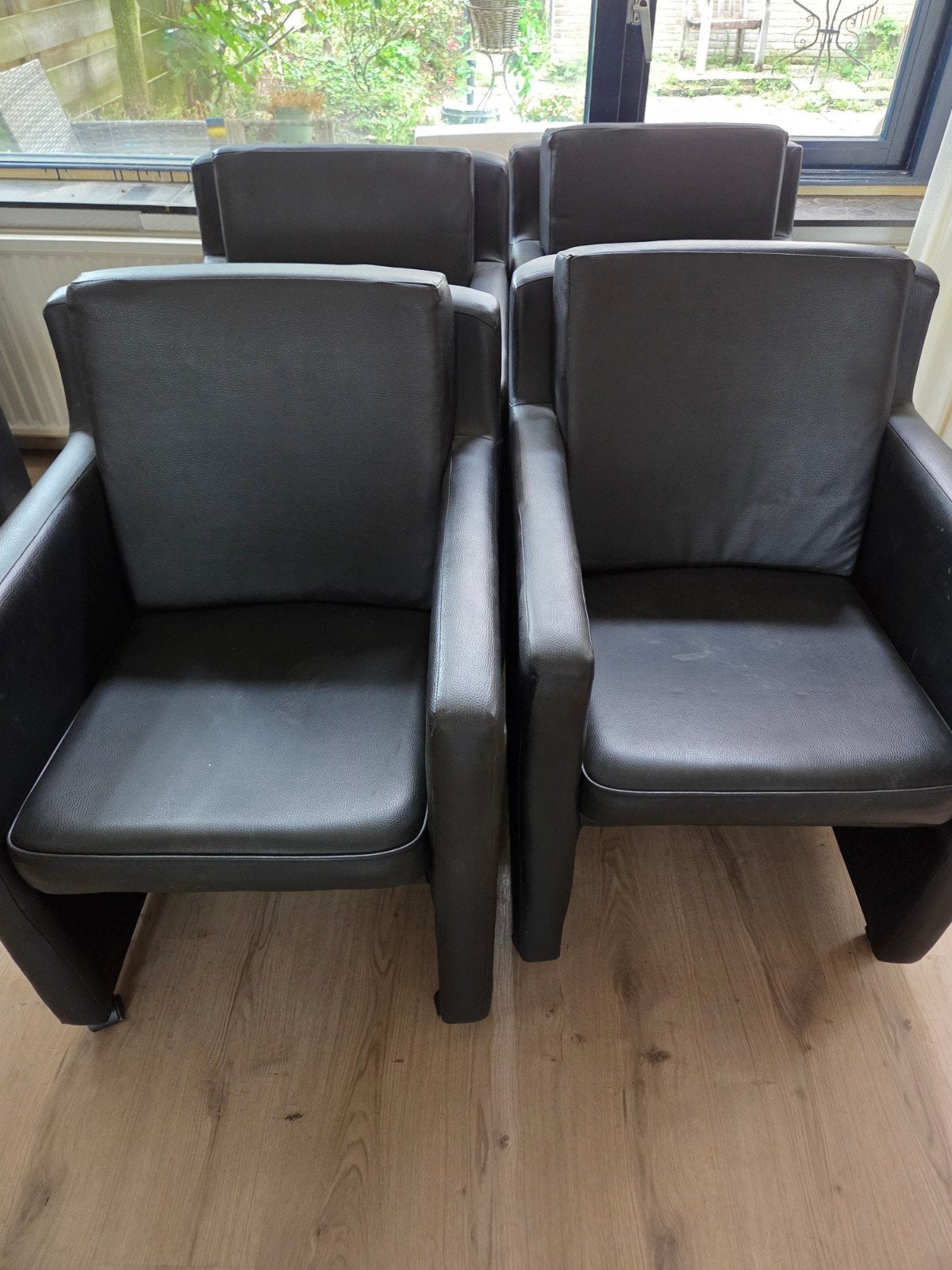 Te koop, vier fauteuls, Ophalen, Gebruikt, Zwart, Vier