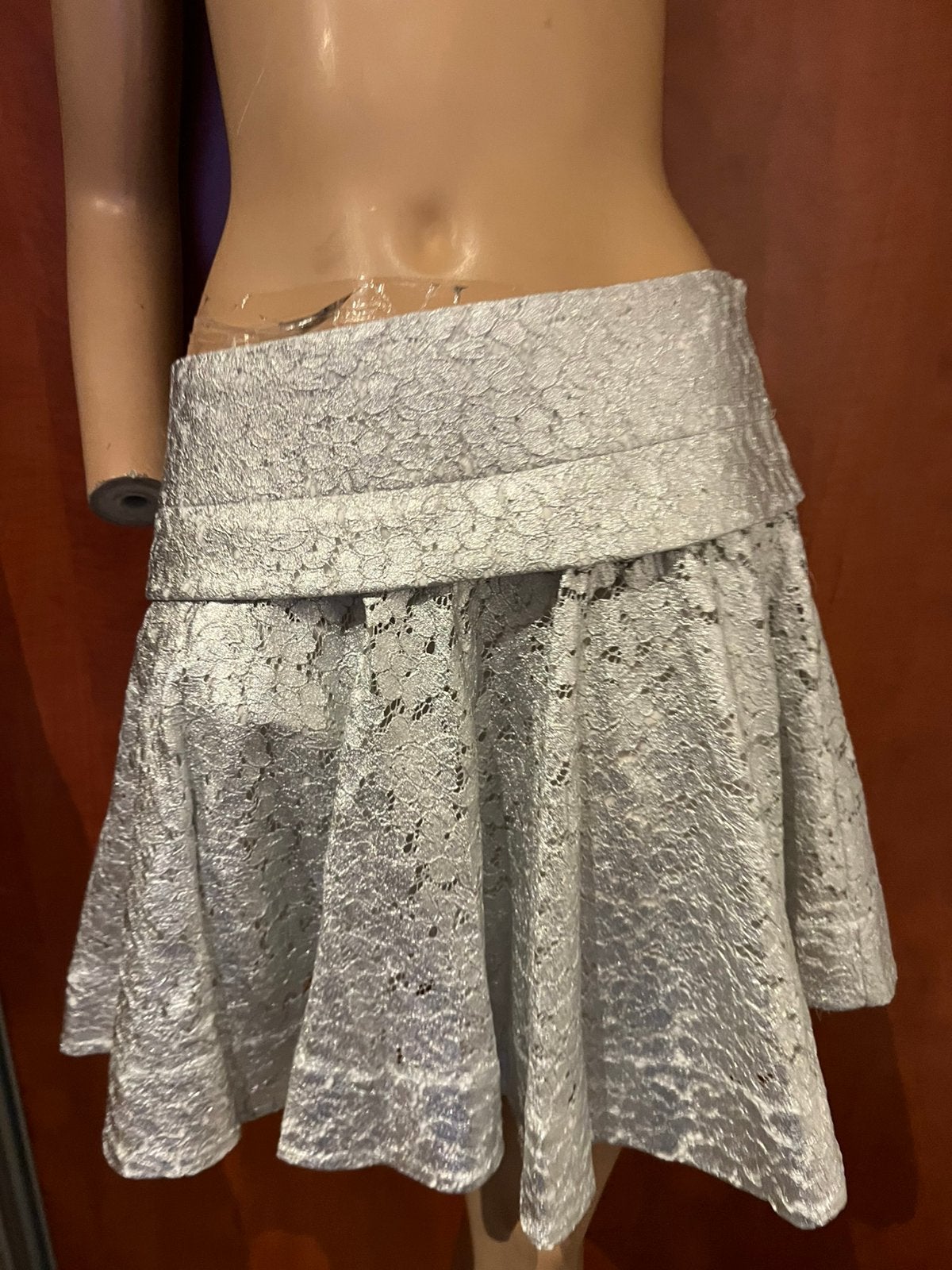 DKNY rok zilver maat 8 M origineel nieuw, Maat 38/40 (M), Overige kleuren, G, G