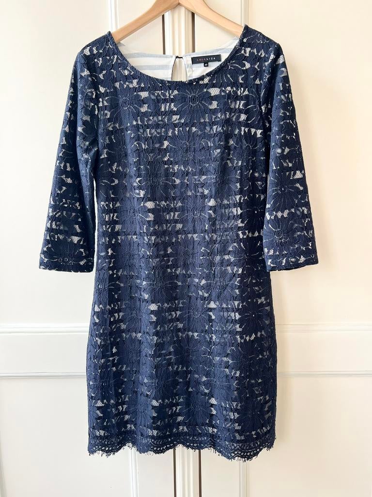 Lola Liza jurk — elegant kant in donkerblauw, maat 40, Maat 38/40 (M), P, Blauw, P