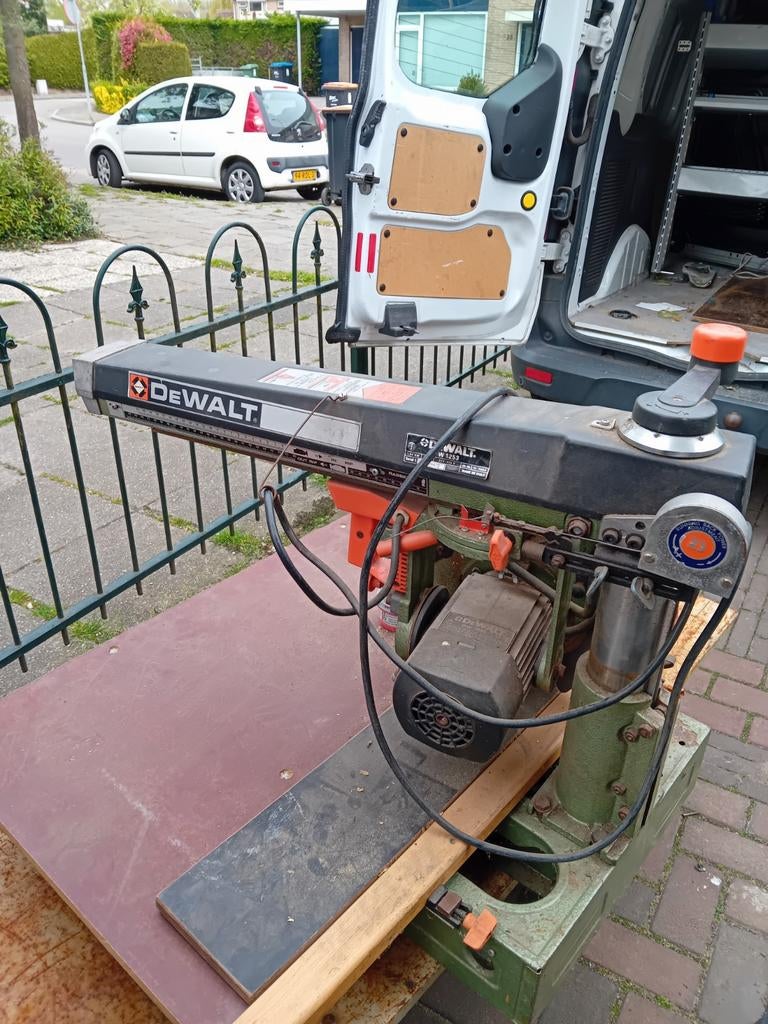 Te koop, Ophalen, 1200 watt of meer, Afkortzaag, 70 mm of meer