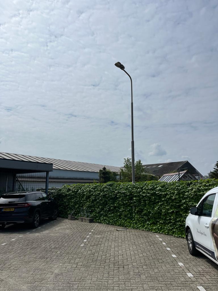 4 Lantaarnpalen gratis op te halen, Ophalen, Gebruikt, Staal, Overige typen