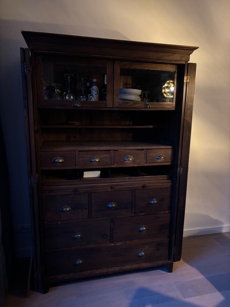 Buffetkast: teak hout, bruin,speels maar kan helemaal dicht, Ophalen, Gebruikt, 100 tot 150 cm, Teakhout