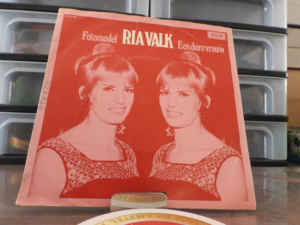 Ria Valk – Fotomodel  - Een Dure Vrouw, Ophalen of Verzenden, Gebruikt, Pop, Single