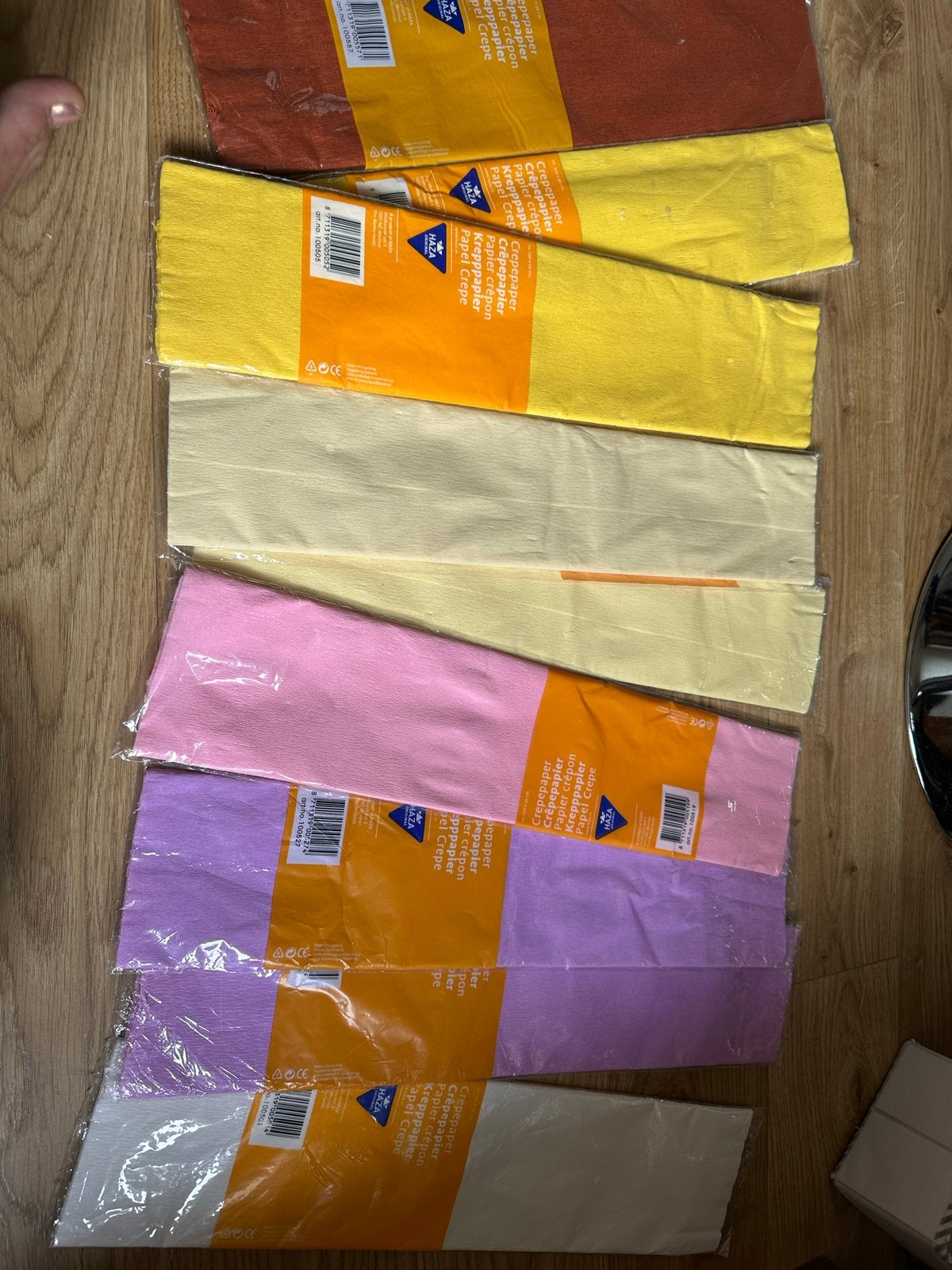 Crepepapier in diverse kleuren - Knutselmateriaal, Overige thema's, Nieuw, Meerkleurig, Ophalen of Verzenden