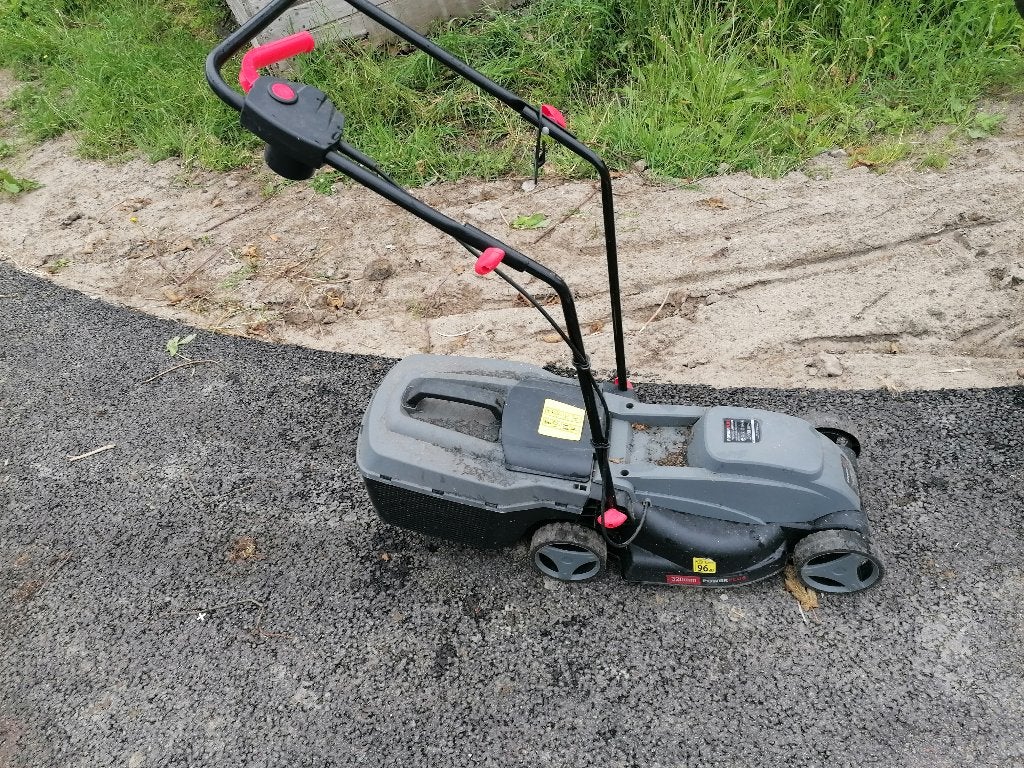 2x elektrische grasmaaier, kooimes duwmaaier, verticuteerder, Tuin en Terras, Grasmaaiers, Gebruikt, Ophalen of Verzenden