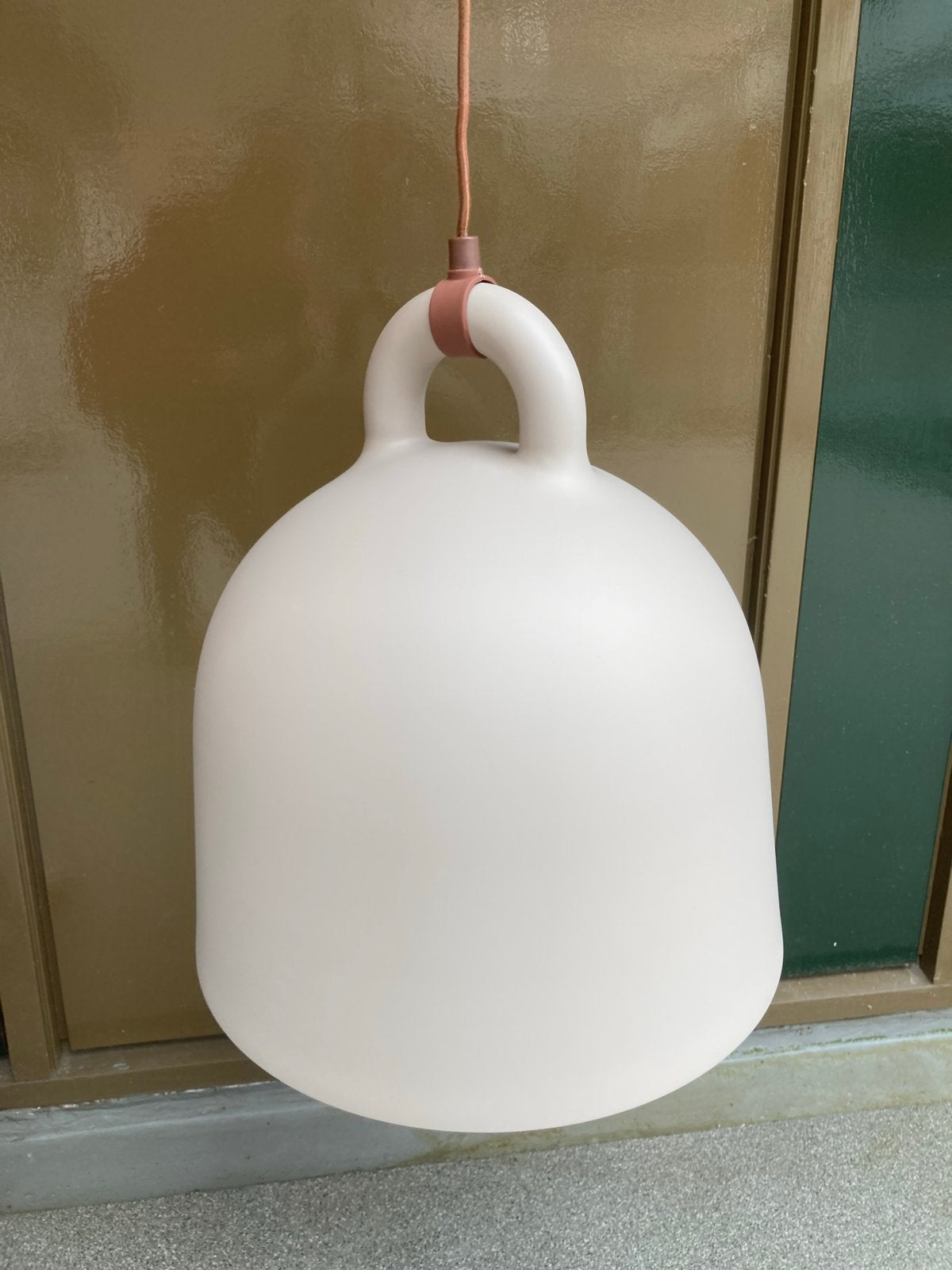 Normann Copenhagen Bell Lamp Medium - Hanglamp, Ophalen, Zo goed als nieuw, Kunststof, E27 (groot)