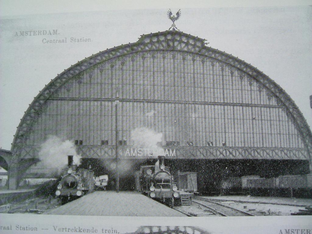 Spoorwegen in Nederland 100 jaar geleden, 1880 - 1899., Ophalen of Verzenden, Zo goed als nieuw, Trein, Boek of Tijdschrift