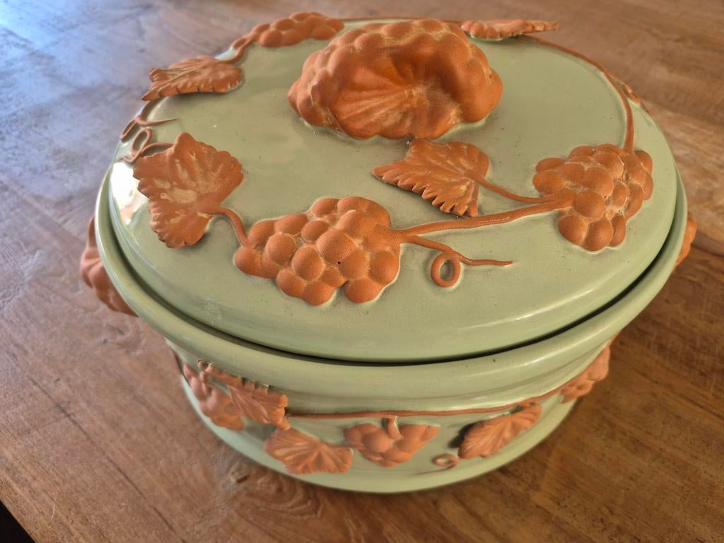 Vintage Majolica dekschaal - Keramiek met druivenmotief, Ophalen