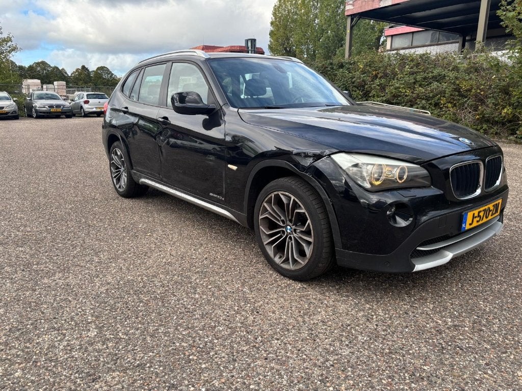 BMW X1 sDrive20d 177PK Automaat | 2011| Schadeauto | Export, Auto's, Euro 5, Achterwielaandrijving, 4 cilinders, Zwart