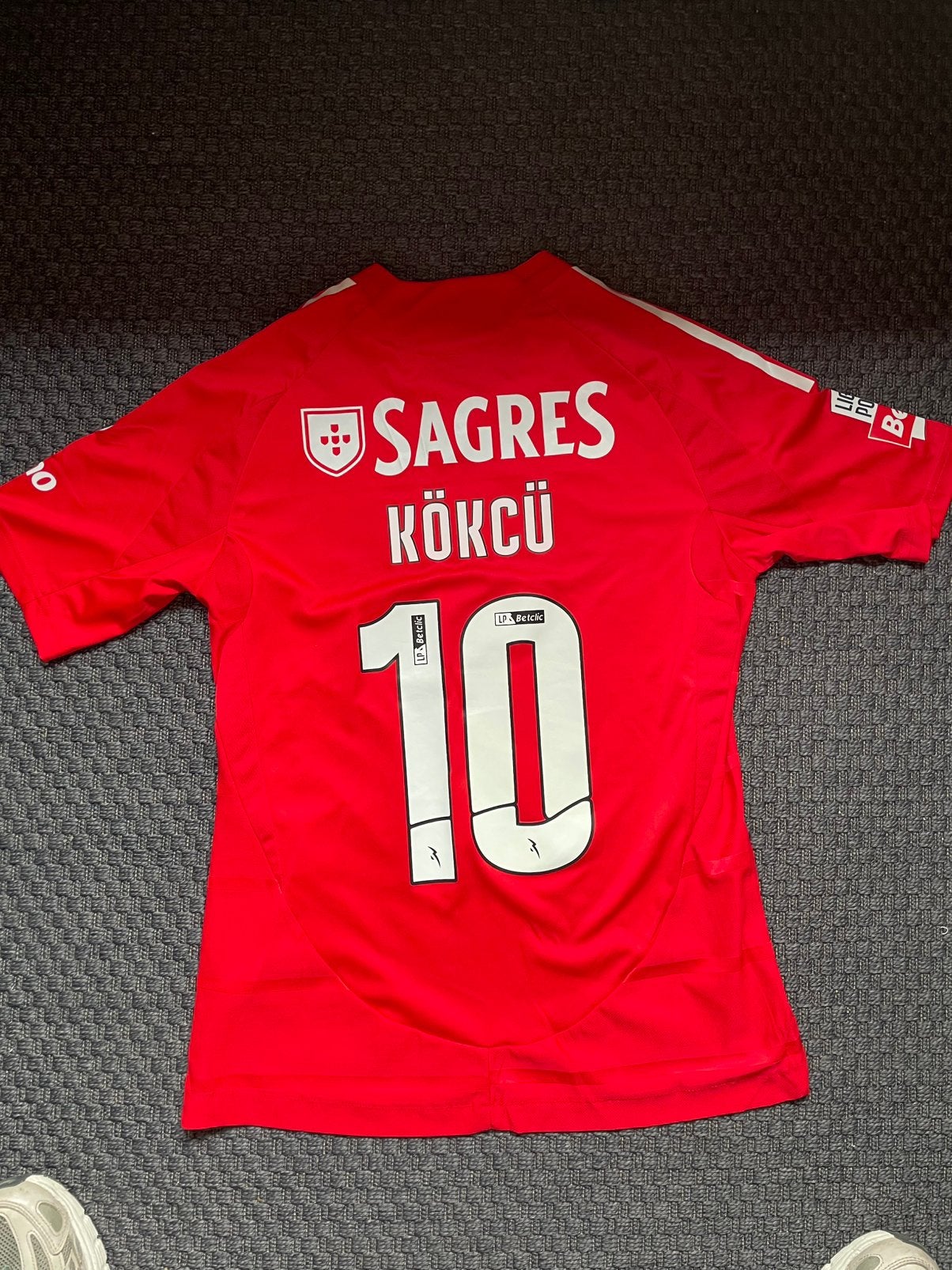 Benfica shirt Kökcu (nieuw), Maat M, Ophalen of Verzenden, Zo goed als nieuw, Shirt