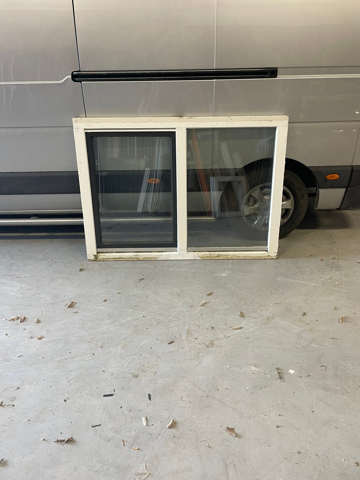 Hardhouten kozijn met draaikiep raam 154*108, Ophalen, Minder dan 3 meter, Zo goed als nieuw, H