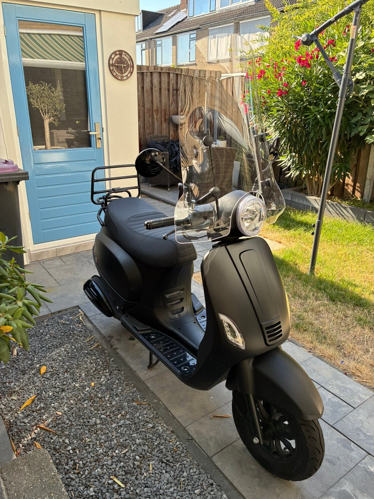 Senzo Rivalux retro scooter 2026 met extra’s twv ruim €600, Ophalen, Maximaal 45 km/u, 49 cc, Zo goed als nieuw