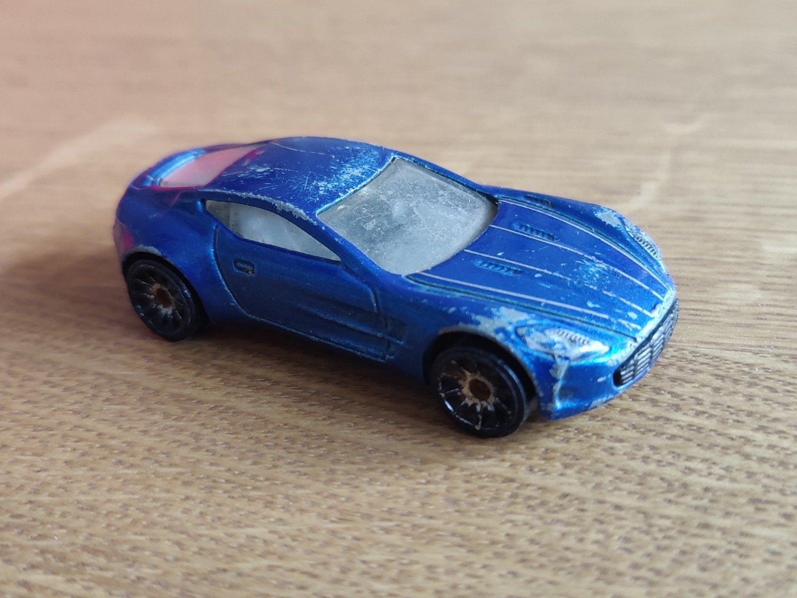 Hot Wheels Aston Martin One 77 BLAUW, Ophalen of Verzenden, Zo goed als nieuw, Auto