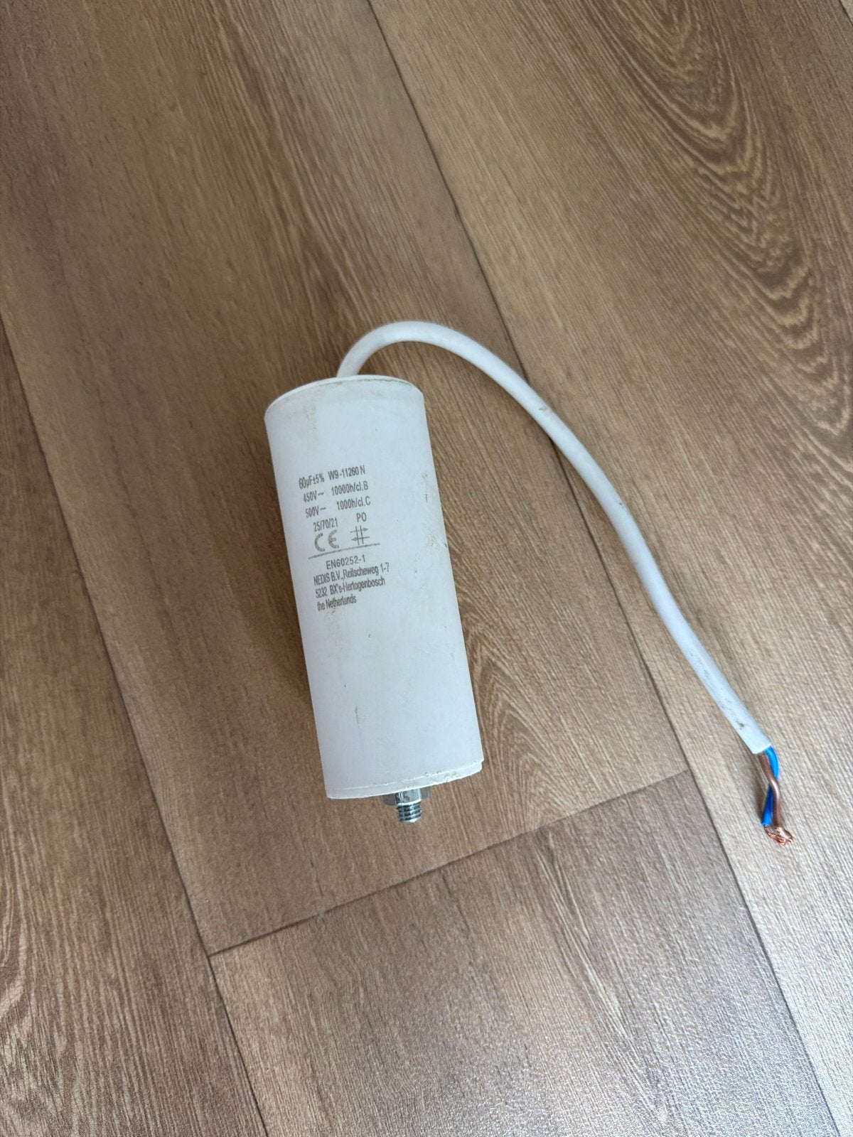 Condensator 60µF 450V/500V - NEDIS B.V., Ophalen of Verzenden, Nieuw, Overige merken, Overige typen