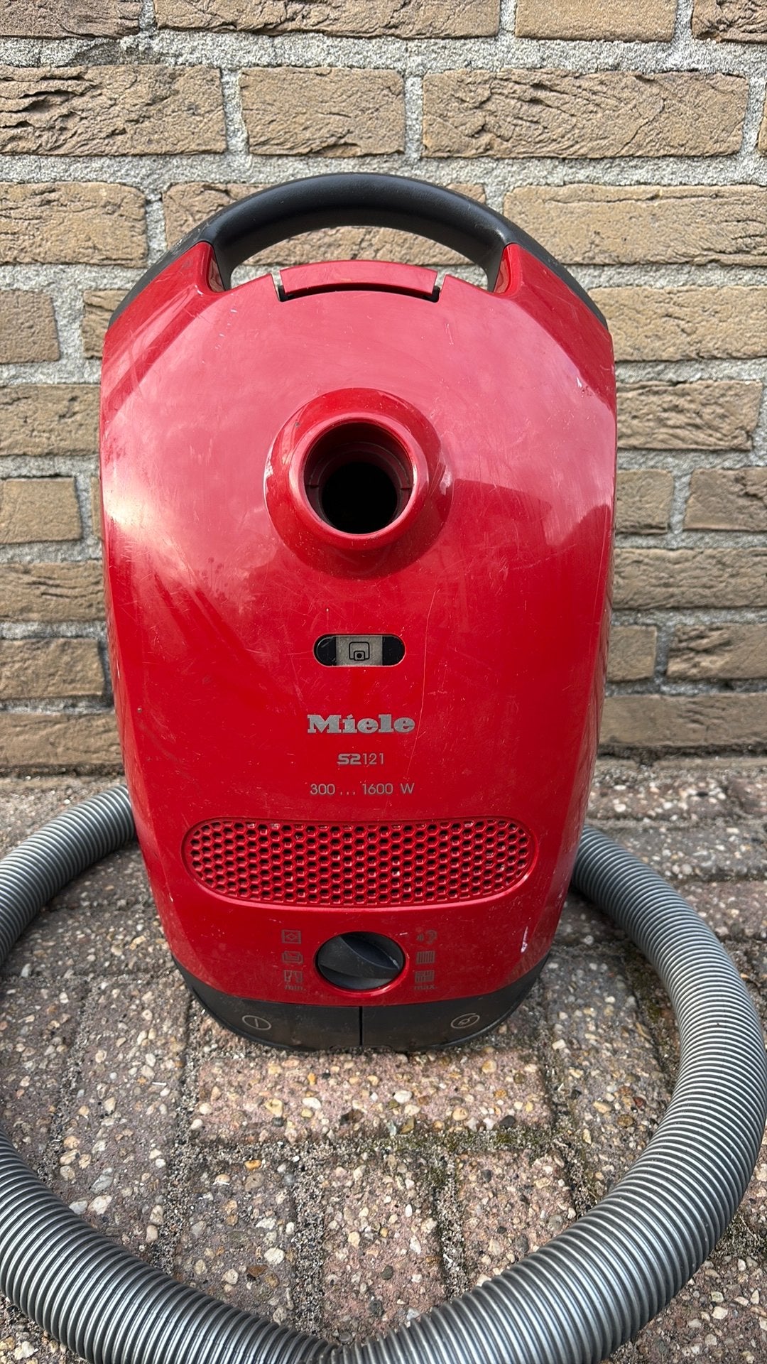 Miele stofzuiger 600 tot 1300 watt, Witgoed en Apparatuur, Stofzuigers, Gebruikt, Geschikt voor harde vloeren, Miele, Ophalen