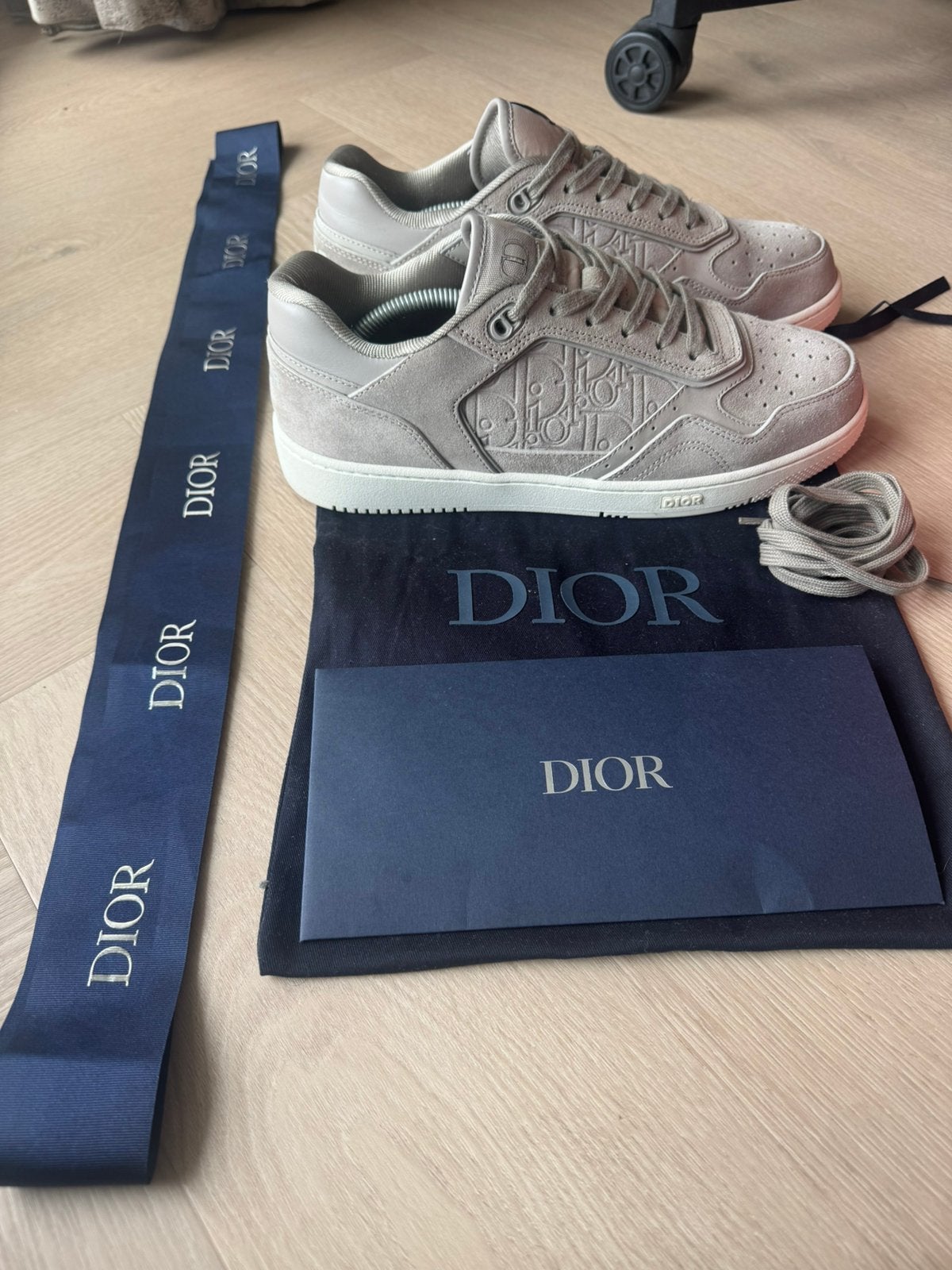 Dior lage B27 uptown-sneaker Suede., Overige kleuren, Nieuw, Ophalen of Verzenden, Sneakers of Gympen