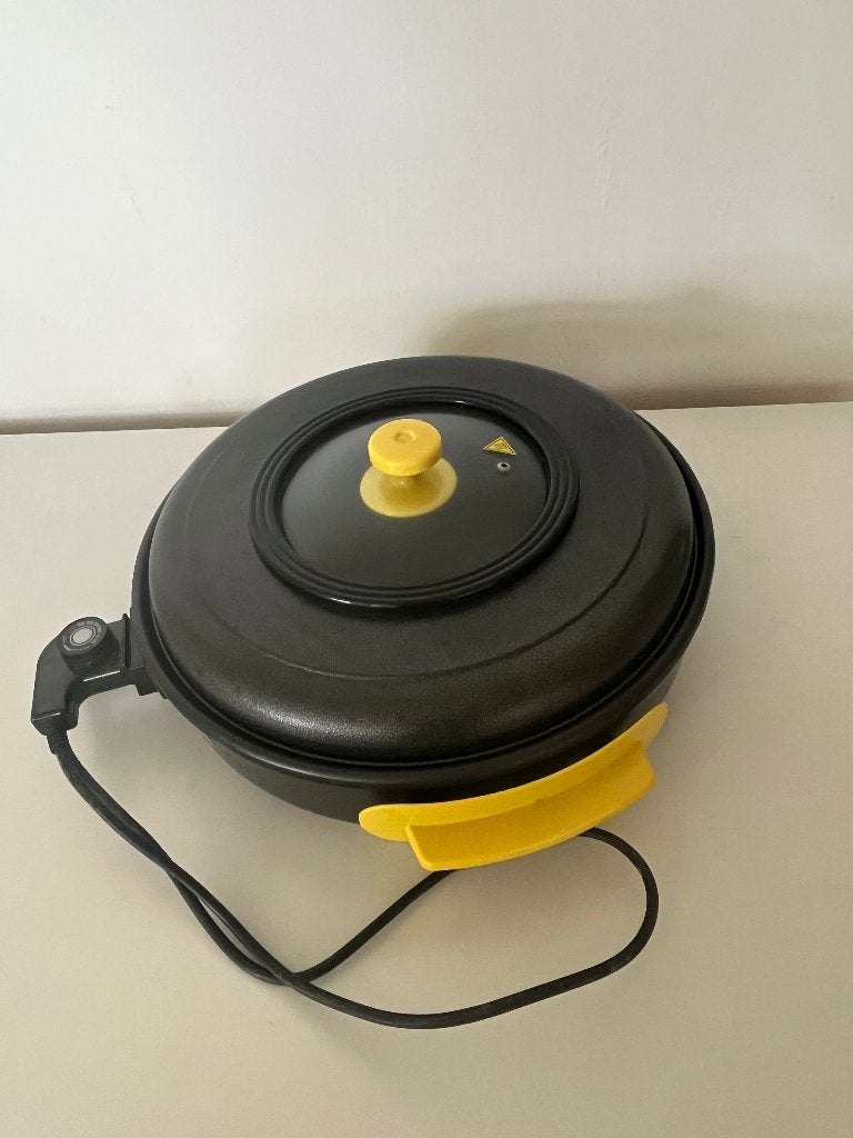 Kippiepan of maaltijdpan electrisch / handig voor op camping, Met deksel, Ophalen of Verzenden, Gebruikt, Overige materialen