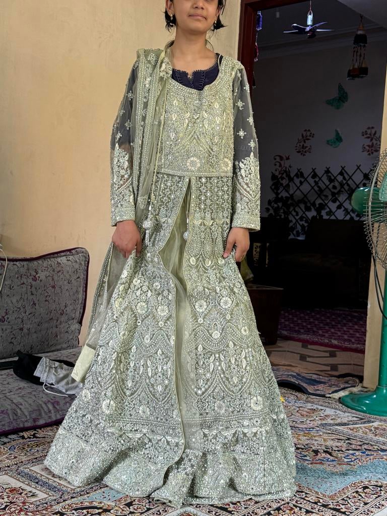 Nieuwe Anarkali Jurk - Prachtig Geborduurd, Kleding | Dames, Maat 38/40 (M), Overige typen, Overige kleuren, Nieuw