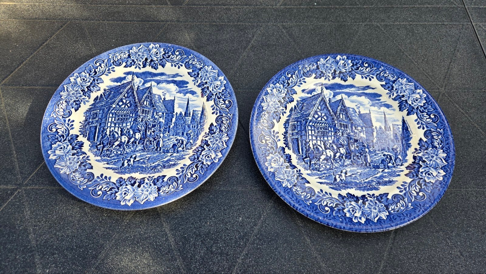 Set van 2 antieke Engelse Ironstone borden, blauw-wit, Ophalen of Verzenden