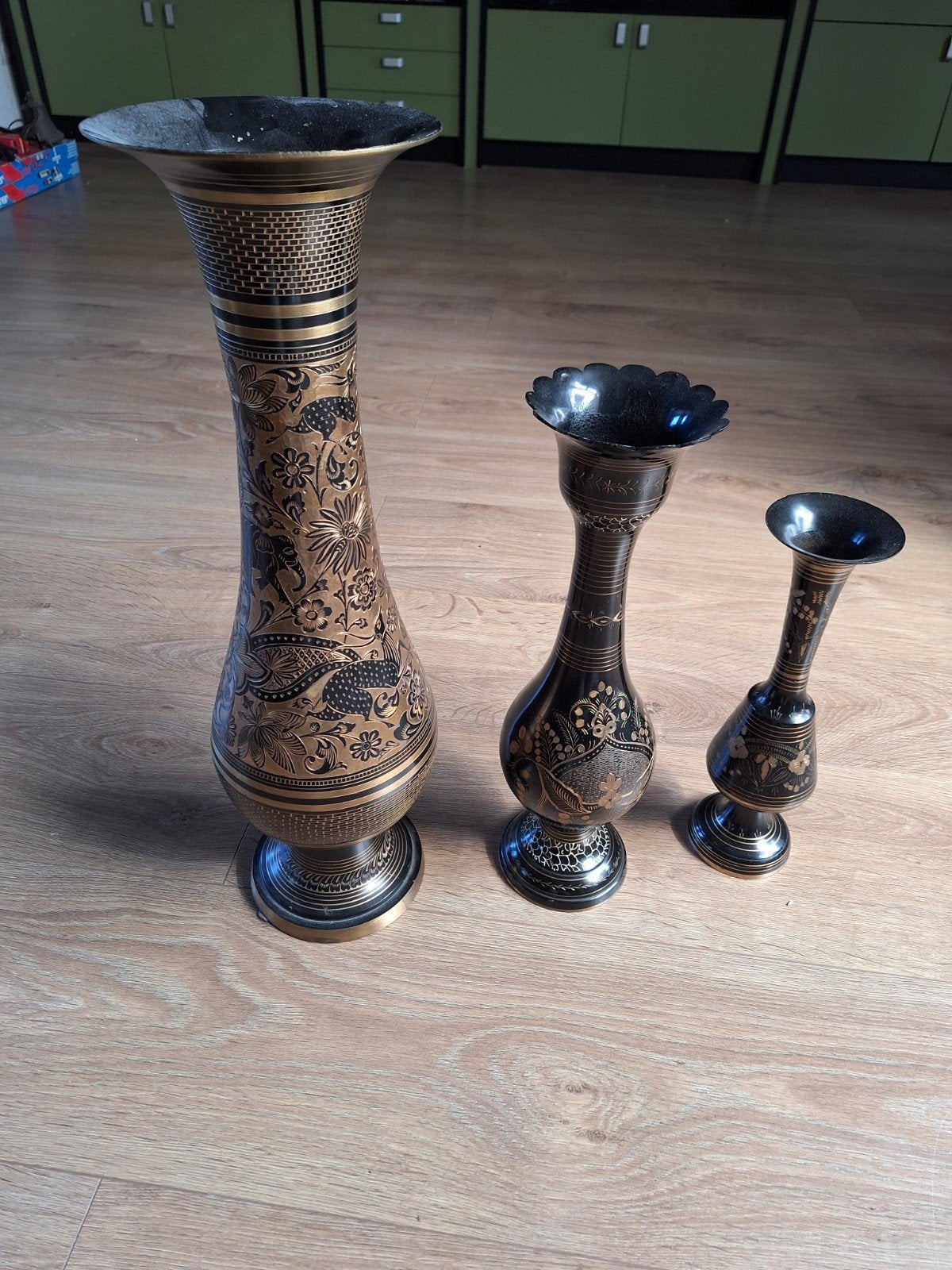 Set van 3 vazen., Antiek en Kunst, Ophalen, Koper of Brons