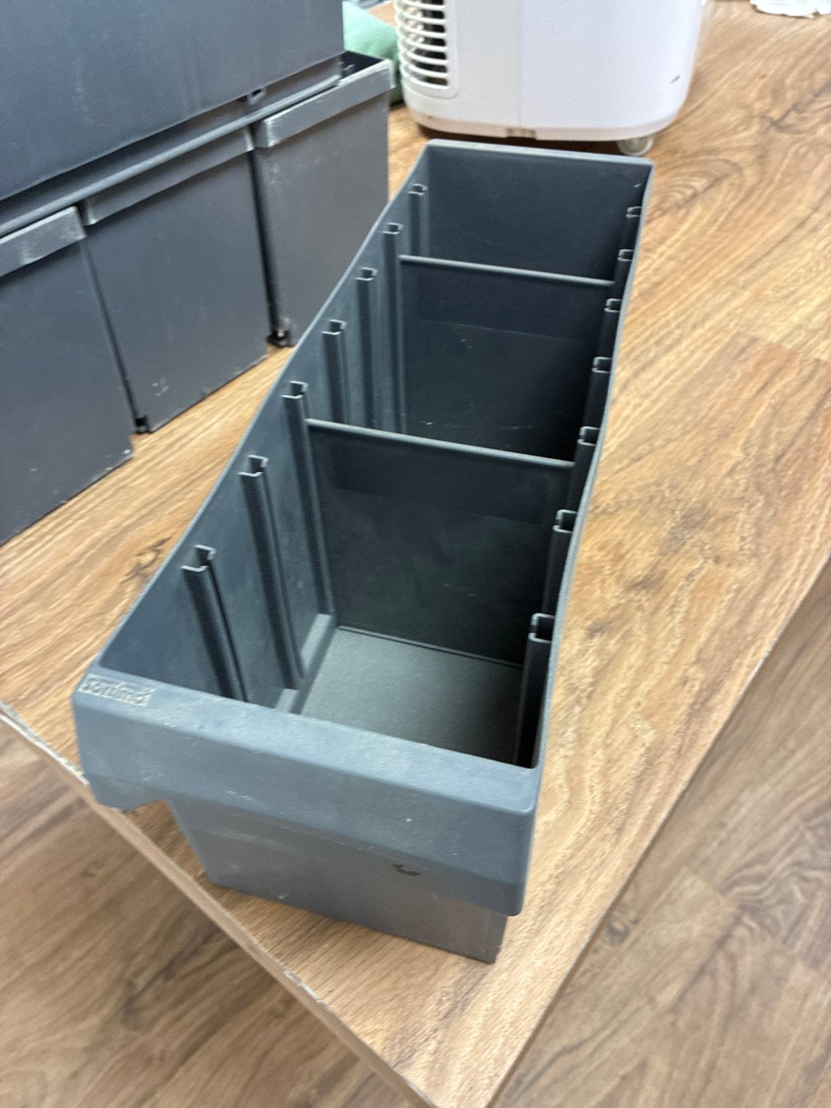 Sortimo voorraadbakken HxBxD - Handige opbergoplossing, Doe-het-zelf en Verbouw, Ophalen, Gebruikt, Minder dan 50 cm, Minder dan 40 cm