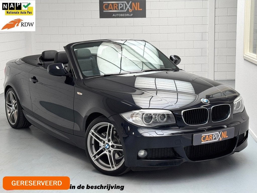 BMW 1 Serie Cabrio 118i M Sport Edition 2013 NL-auto, 18", Auto's, BMW, Euro 5, Achterwielaandrijving, Zwart, Cabriolet