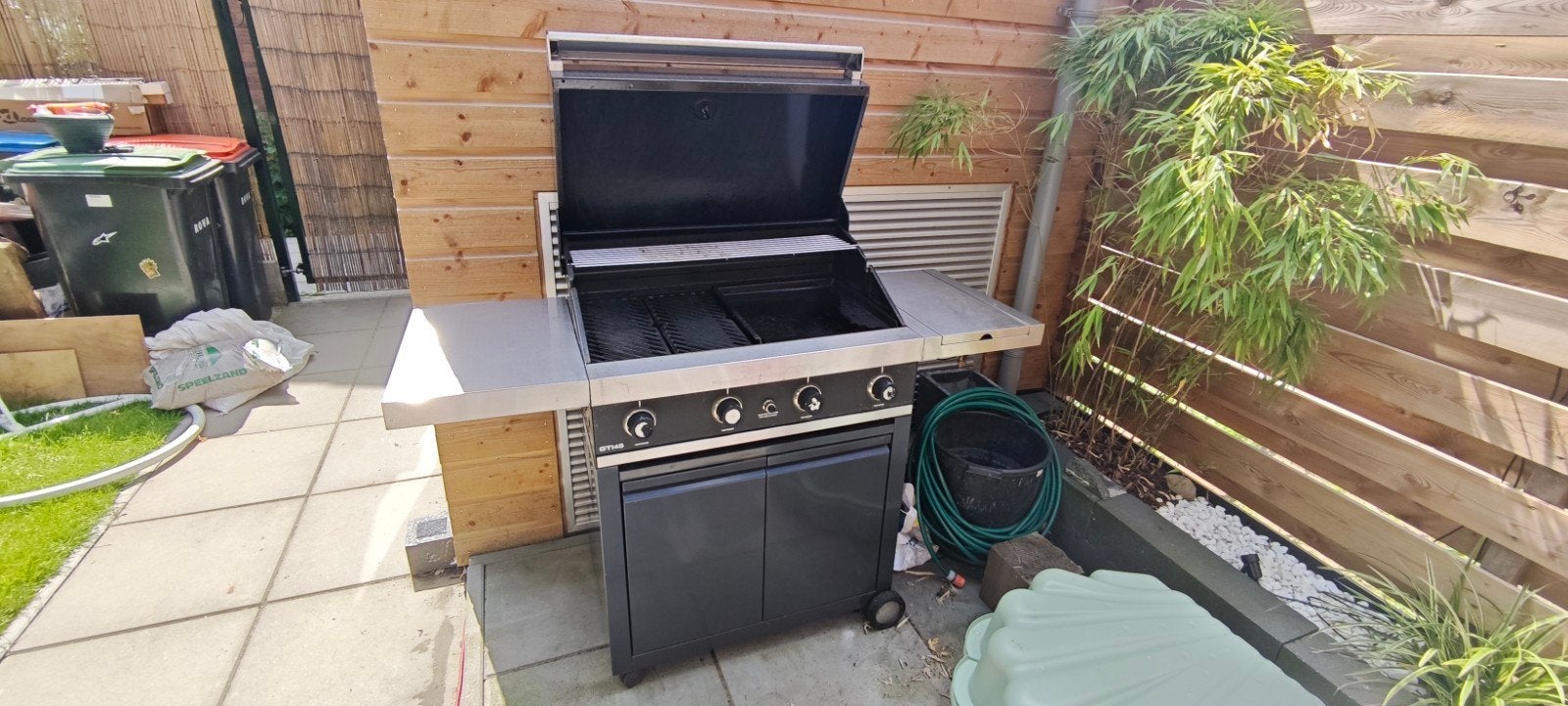 Grandhall GTI4S gasbarbecue met gasflessen en afdekhoes, Ophalen, Gebruikt, Grand Hall